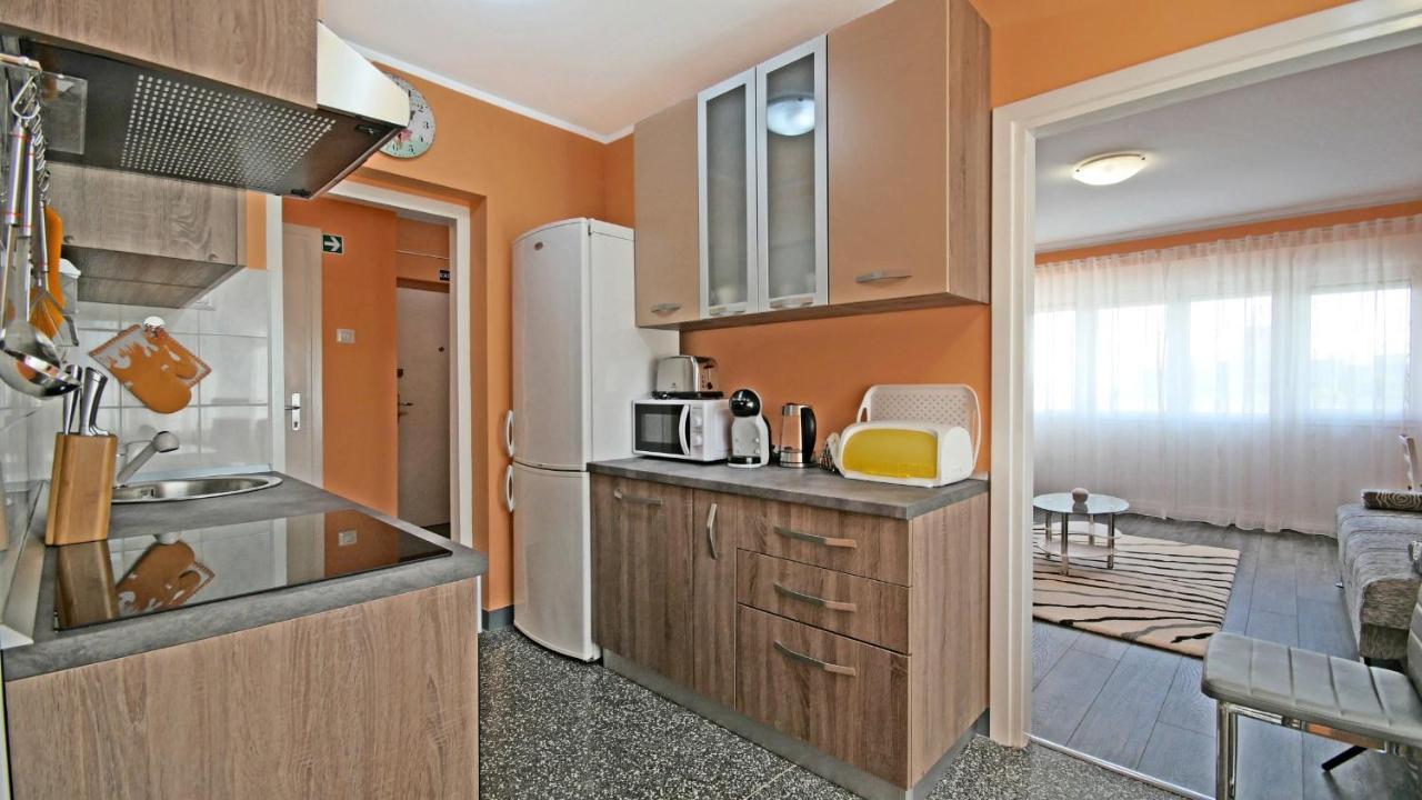 Apartment Rino****, 58M², 170M From The Beach Ριέκα Εξωτερικό φωτογραφία