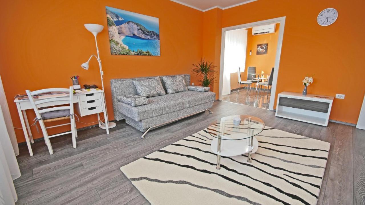 Apartment Rino****, 58M², 170M From The Beach Ριέκα Εξωτερικό φωτογραφία